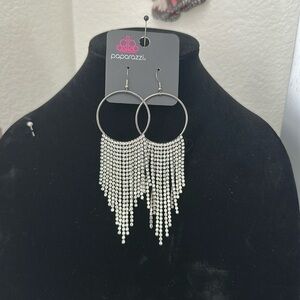 Paparazzi Gun metal color with bling bling earrings